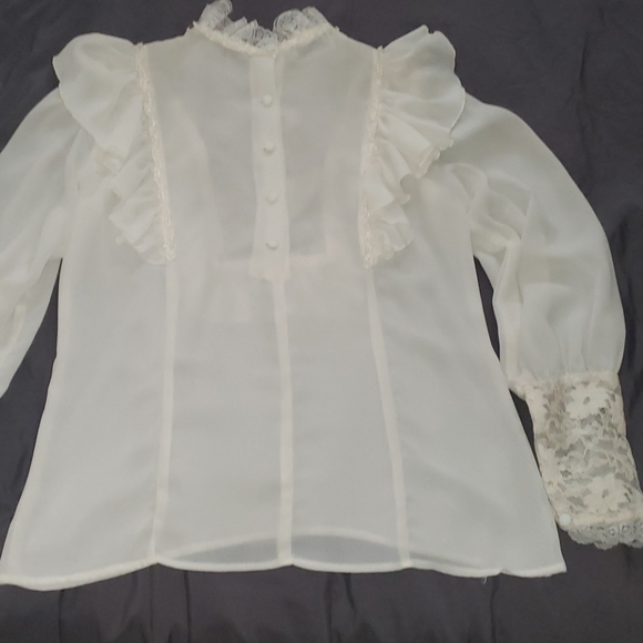 Vintage Victorian style blouse - Picture 9 of 10